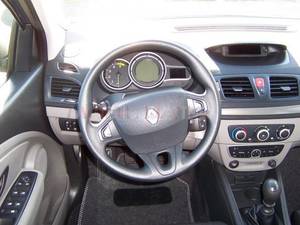 ACV Renault Megane III 2008-> rádió beépítő keret 572418  Autospecifikus rádiókeret 1DIN