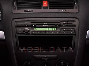 MECATRON Skoda Octavia rádióbeépítő keret Dupla ISO 572261-TT  Autospecifikus rádiókeret 2DIN
