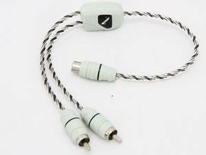 Connection FTM-030  RCA Y kábel autóhifi RCA kábel