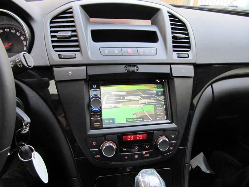 Connects2 OPEL INSIGNIA 2 DIN AUTÓRÁDIÓ BESZERELŐ KERET, FEKETE Autospecifikus rádiókeret 2DIN 0