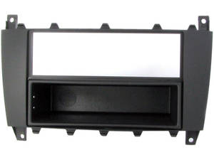 Autohifi-City Mercedes C oszt?ly 2004-2007 aut?r?di? keret 572270-C Autospecifikus rádiókeret 1DIN