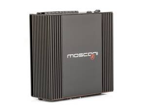 Mosconi Atomo 4 4-csatornás D-osztályú kisméretű autóhifi erősítő 4 csatornás autóhifi erősítő 4