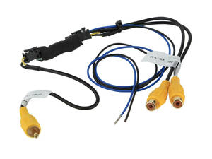  Tolat?kamera vide? ?tkapcsol? interf?sz 2x Cinch(f)>1x Cinch(m) +12V kapcsolt 771000-5008 